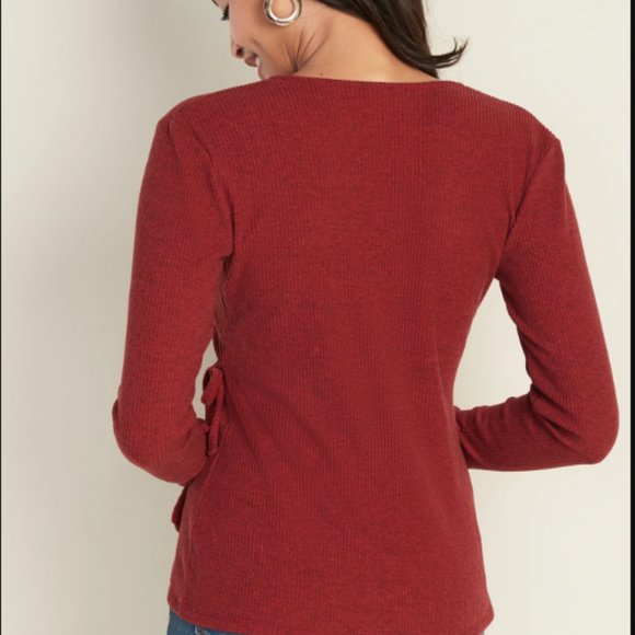 Old Navy Ribbed Wrap Top - Picture 4 of 8